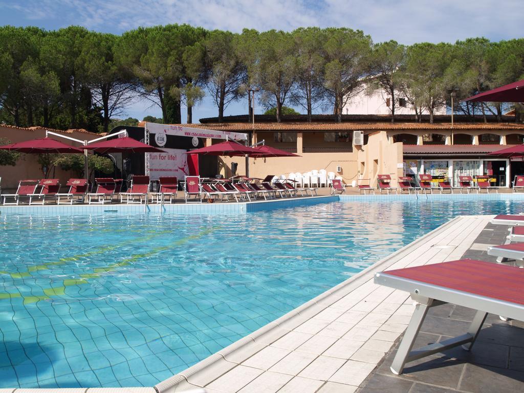 Club Esse Cala Bitta Hotel Baja Sardinia Exterior foto