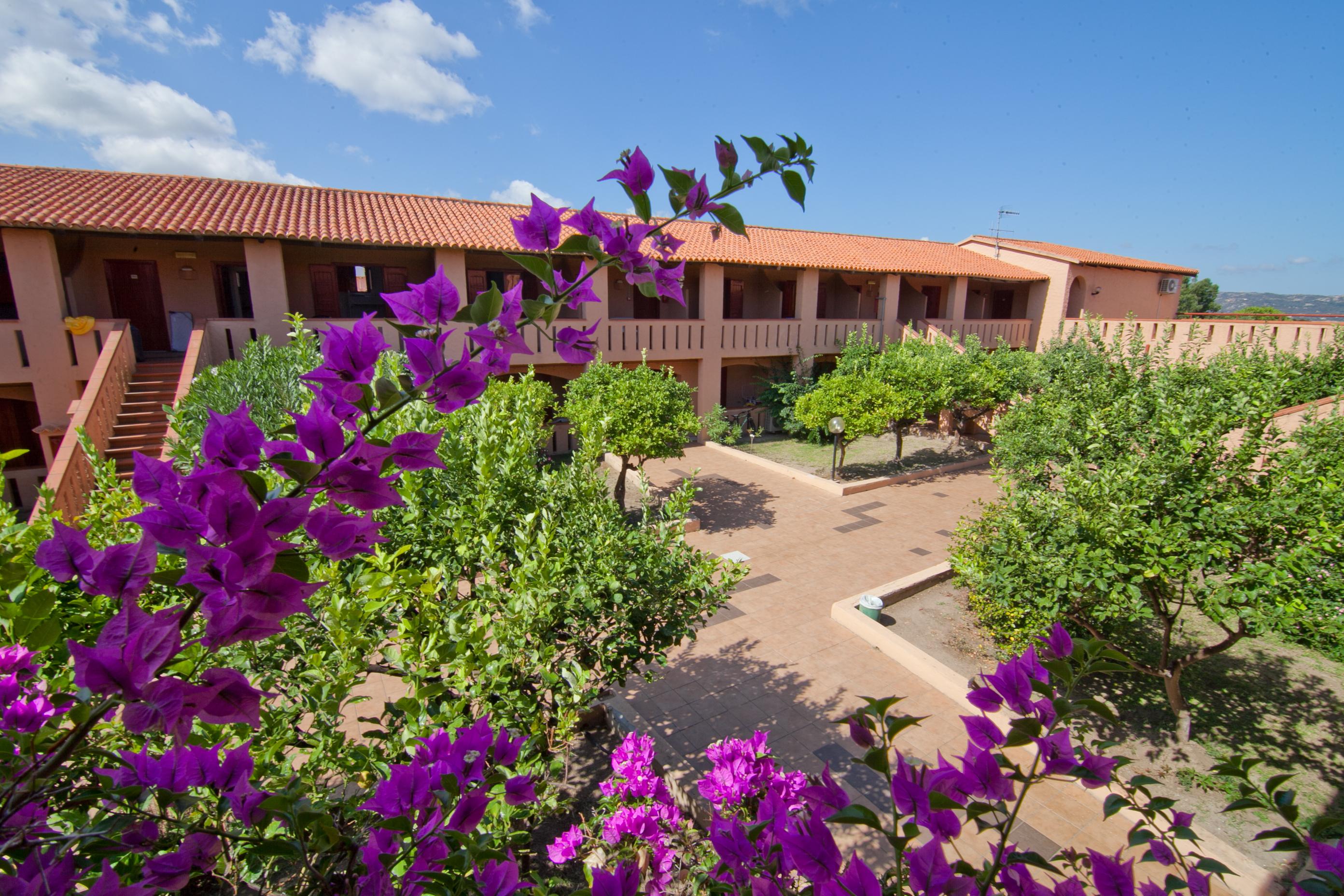 Club Esse Cala Bitta Hotel Baja Sardinia Exterior foto