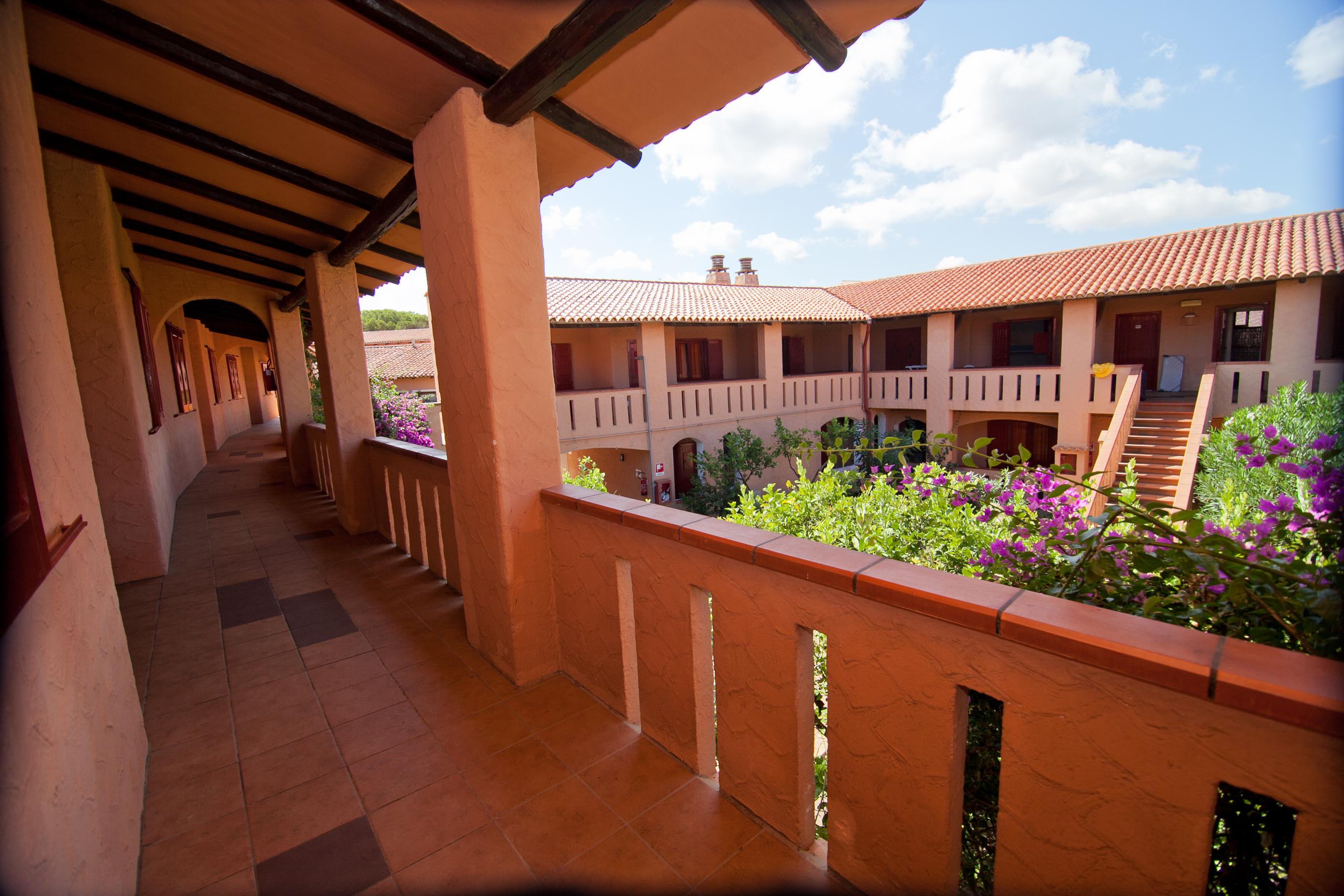 Club Esse Cala Bitta Hotel Baja Sardinia Exterior foto