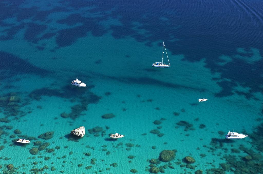 Club Esse Cala Bitta Hotel Baja Sardinia Exterior foto