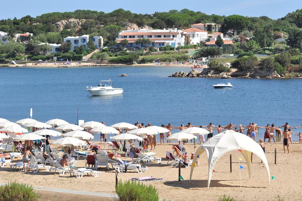 Club Esse Cala Bitta Hotel Baja Sardinia Exterior foto