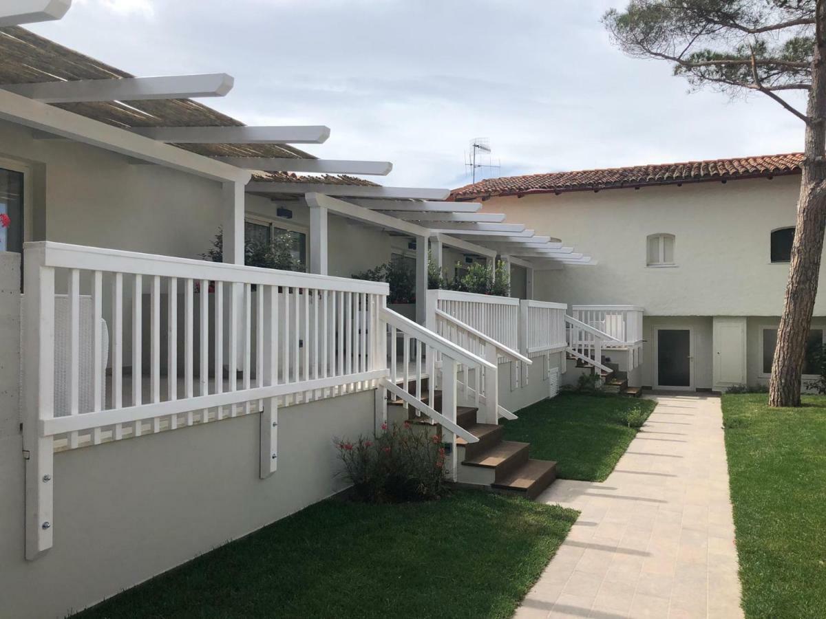 Club Esse Cala Bitta Hotel Baja Sardinia Exterior foto