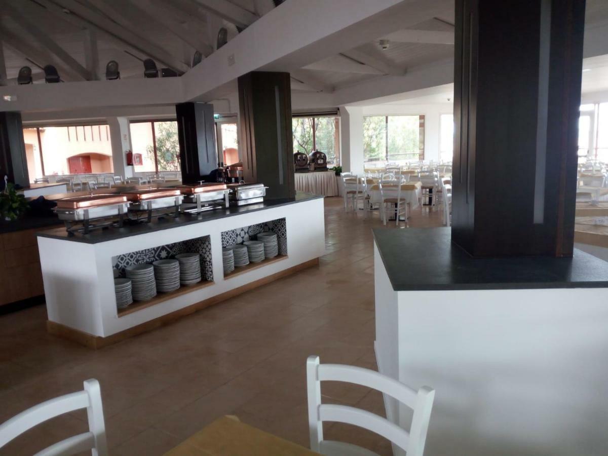 Club Esse Cala Bitta Hotel Baja Sardinia Exterior foto